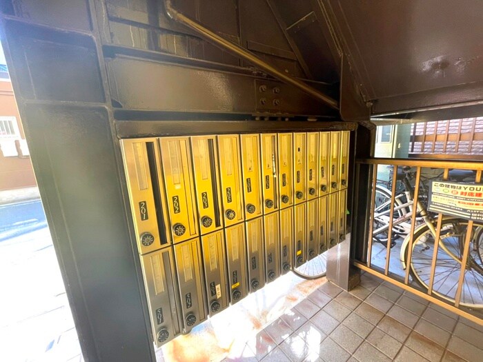 物件外観写真4　(建物設備)