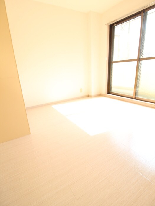 物件内観写真17　(居室)