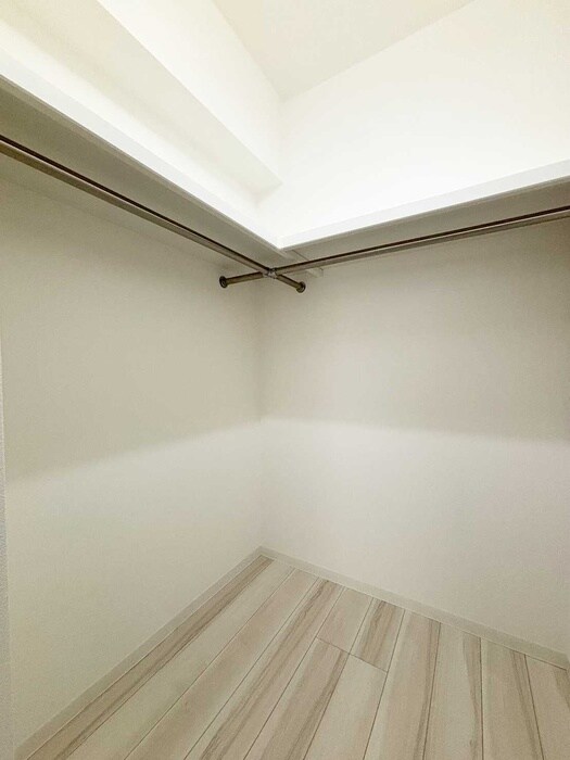 物件内観写真15　(収納)