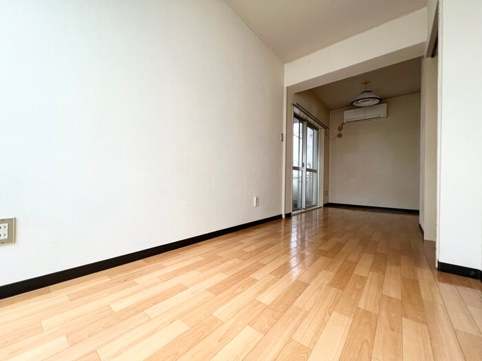 物件内観写真8　(内観写真)