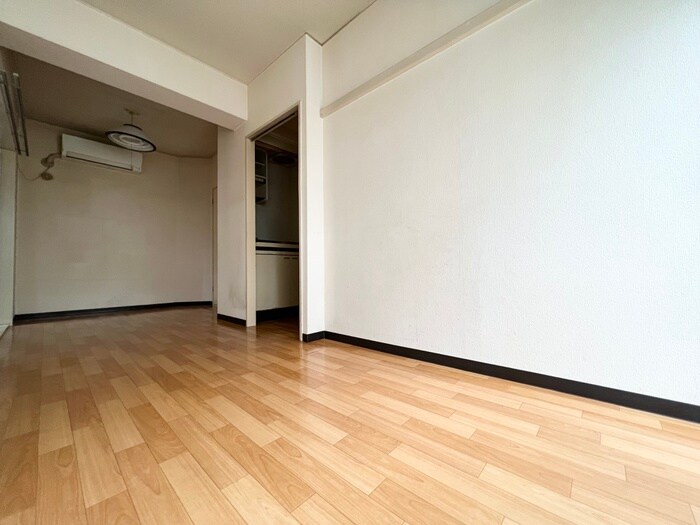 物件内観写真18　(居室)