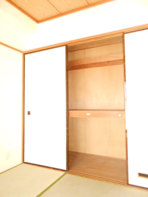 物件内観写真9　(収納)