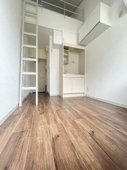 物件内観写真8　(居室)