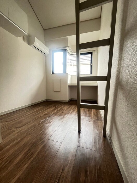 物件内観写真10　(居室)