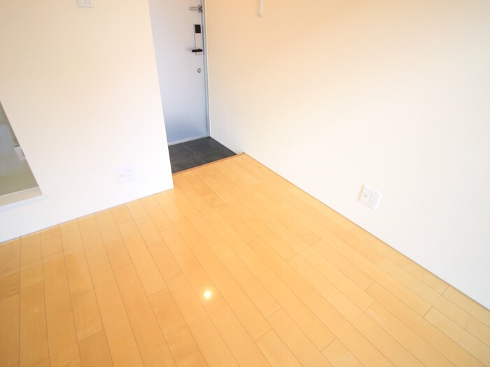 物件内観写真19　(廊下)