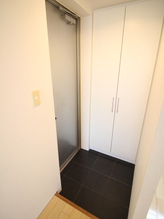 物件内観写真22　(玄関)