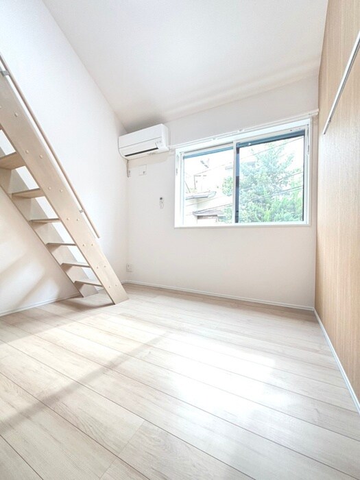 物件内観写真8　(居室)