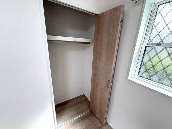 物件内観写真10　(収納)