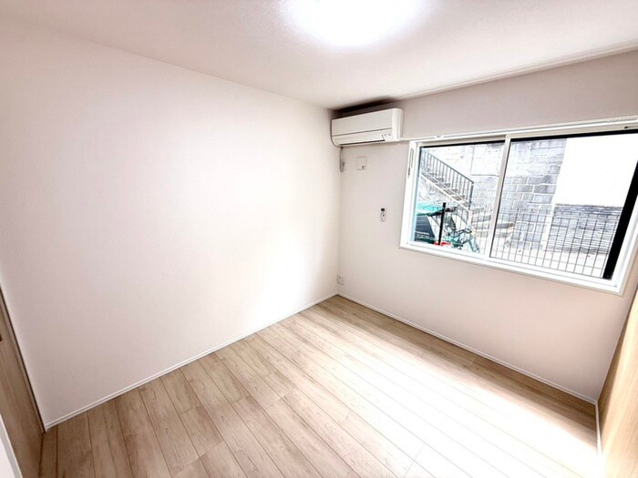 物件内観写真10　(居室)