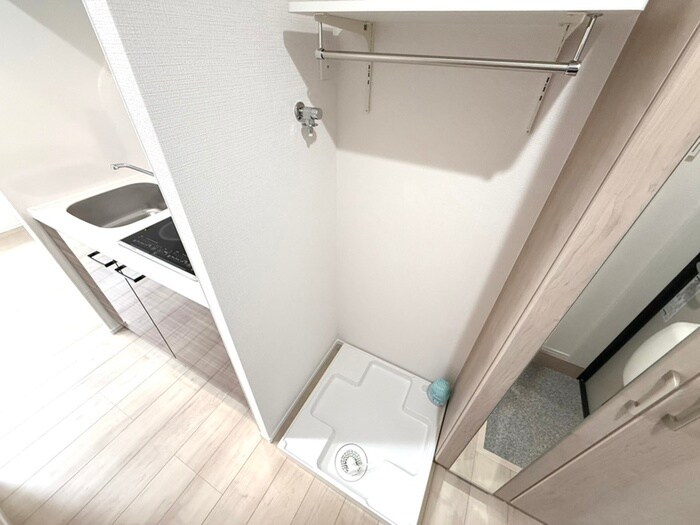 物件内観写真14　(洗濯機置場)