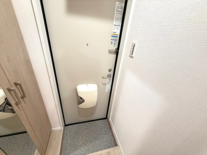 物件内観写真14　(玄関)
