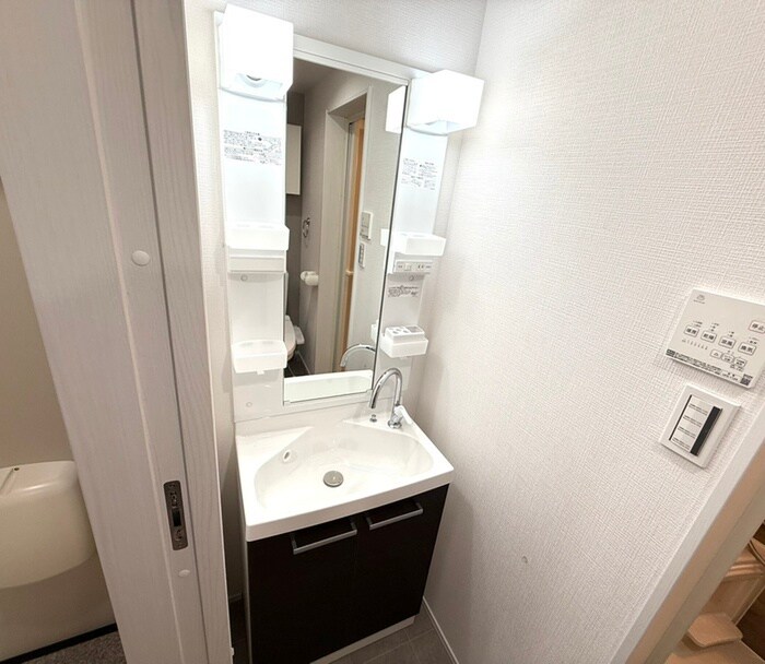 物件内観写真15　(洗面)