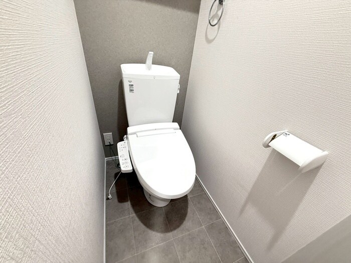 物件内観写真15　(トイレ)