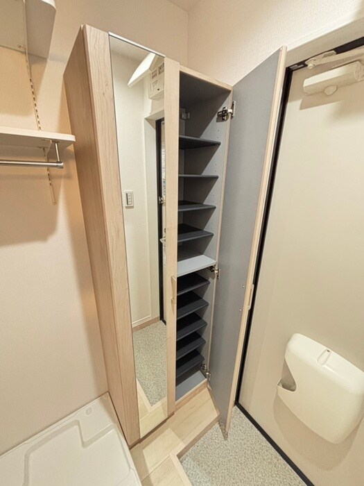 物件内観写真16　(靴箱)