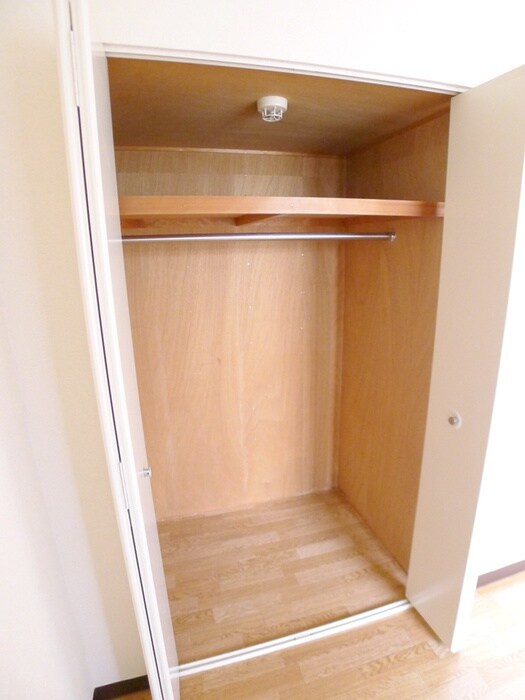 物件内観写真13　(収納)