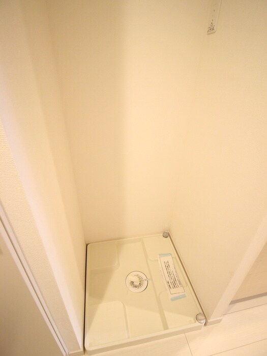 物件内観写真20　(洗濯機置場)