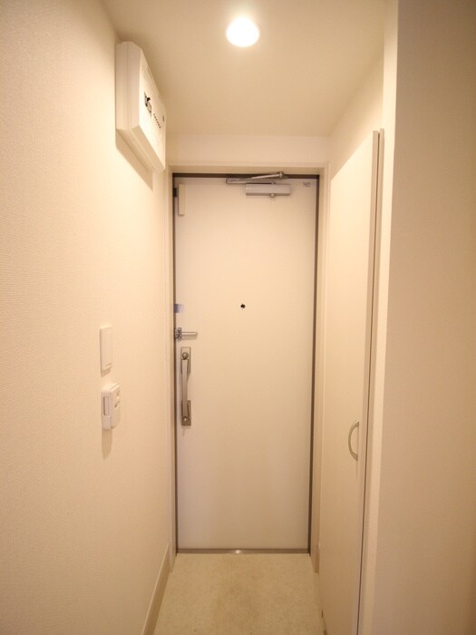 物件内観写真22　(玄関)