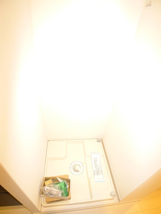 物件内観写真21　(洗濯機置場)