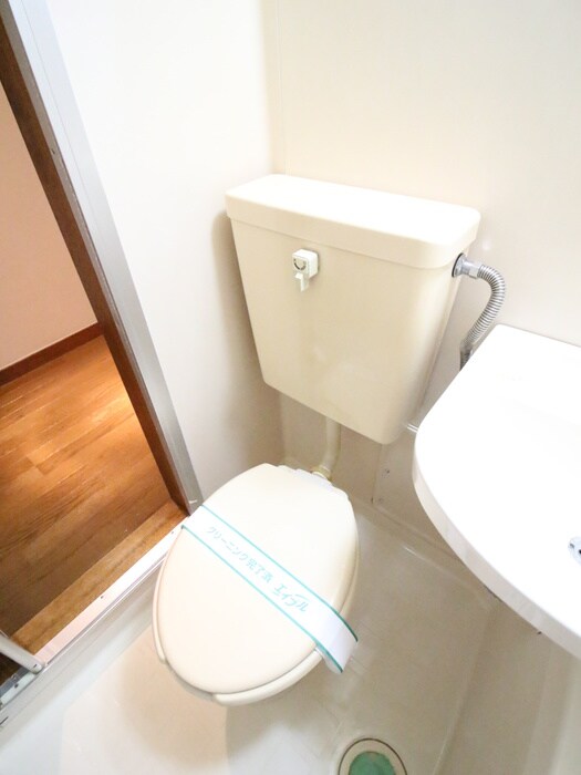 物件内観写真12　(トイレ)