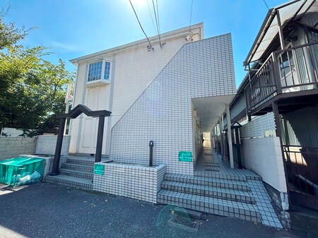 コ－ポ金沢八景外観写真