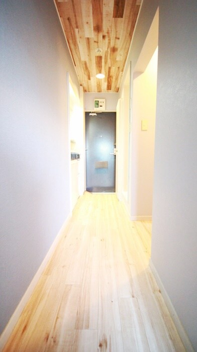 物件内観写真10　(廊下)