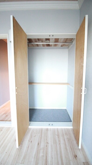 物件内観写真15　(収納)