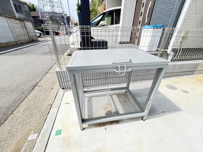 物件外観写真4　(建物設備)