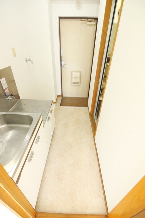 物件内観写真17　(廊下)