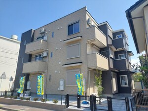 グランディールOGI外観写真