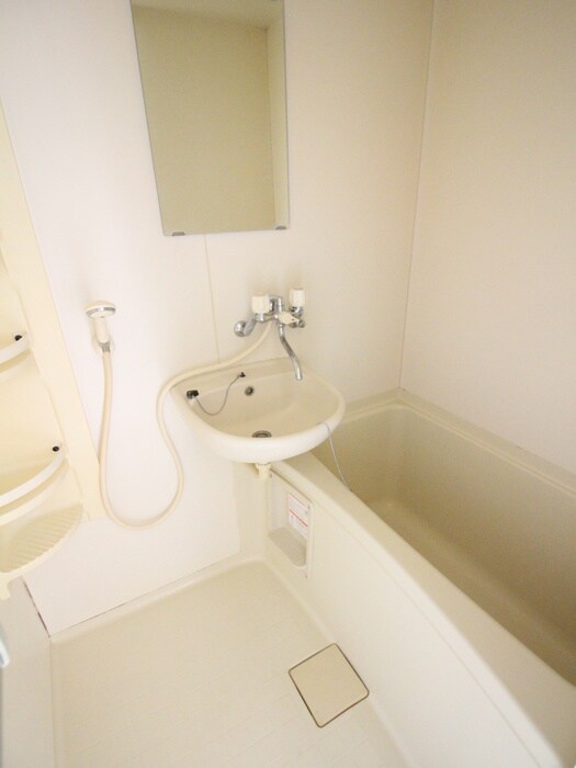 物件内観写真13　(バス／シャワールーム等)