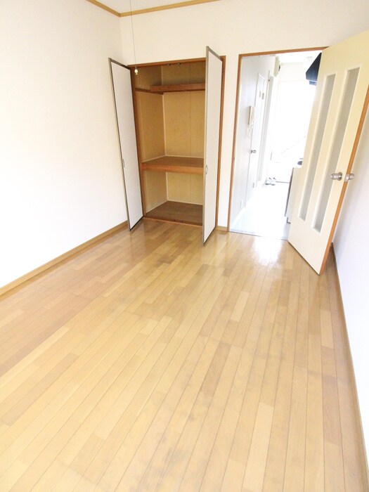 物件内観写真16　(居室)