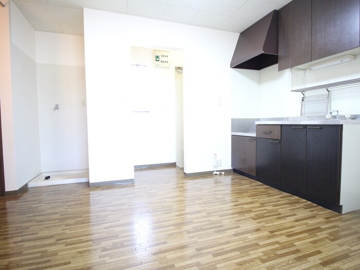 物件内観写真18　(居室)