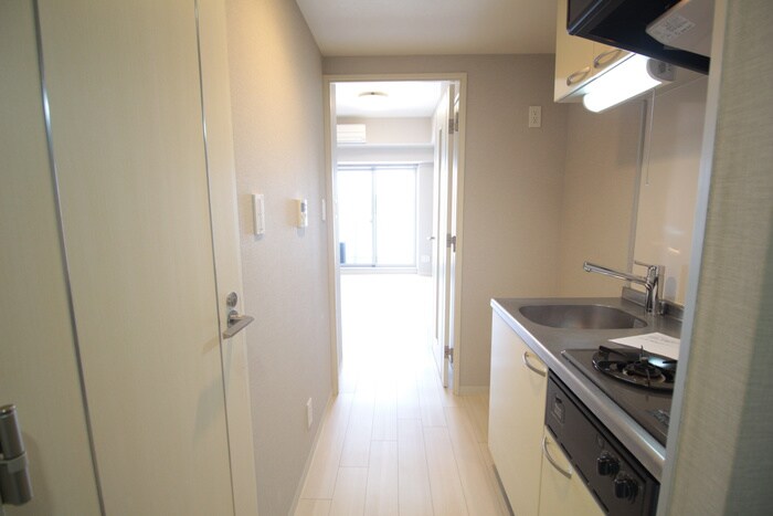 物件内観写真17　(廊下)