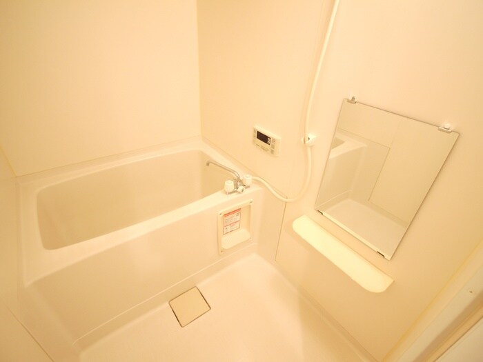 物件内観写真8　(バス／シャワールーム等)