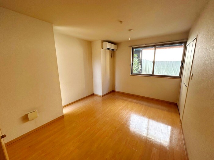 物件内観写真15　(居室)