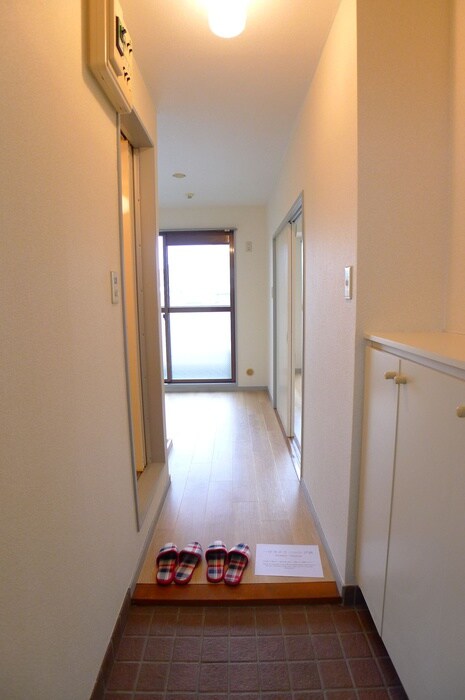 物件内観写真15　(玄関)
