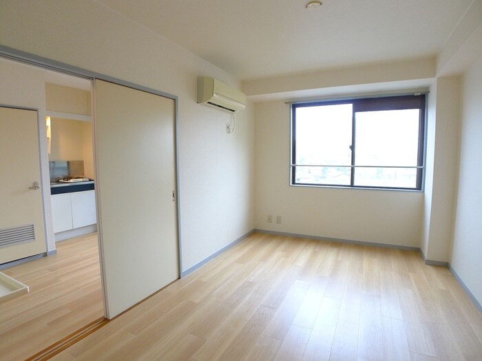 物件内観写真22　(居室)