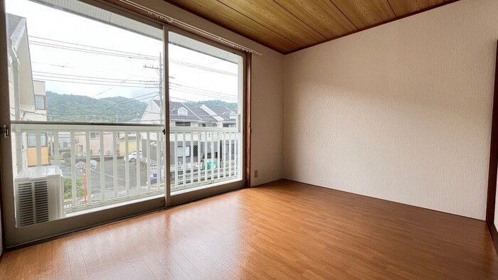 物件内観写真9　(居室)