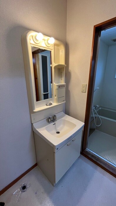 物件内観写真13　(洗面)