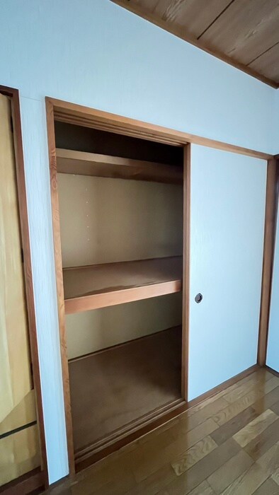 物件内観写真18　(収納)