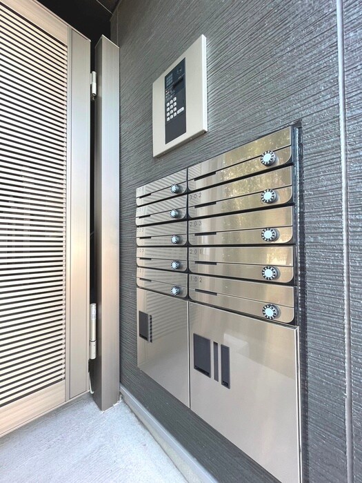 物件外観写真6　(建物設備)