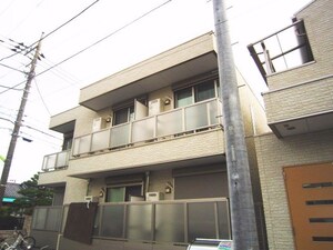 ラパンドルネA棟外観写真