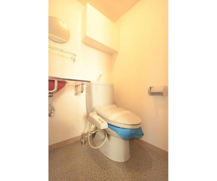 物件内観写真14　(トイレ)