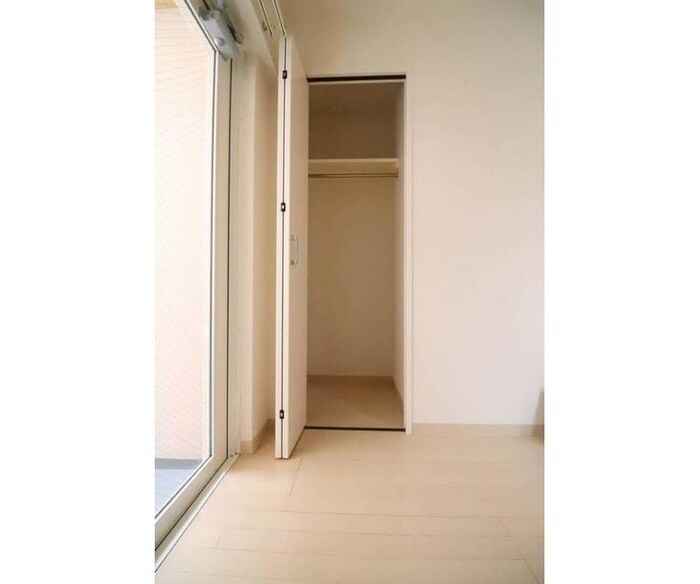 物件内観写真15　(収納)