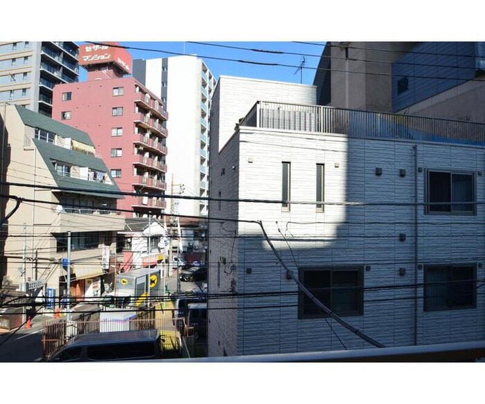 物件内観写真18　(室内からの展望)