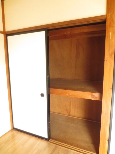 物件内観写真11　(収納)