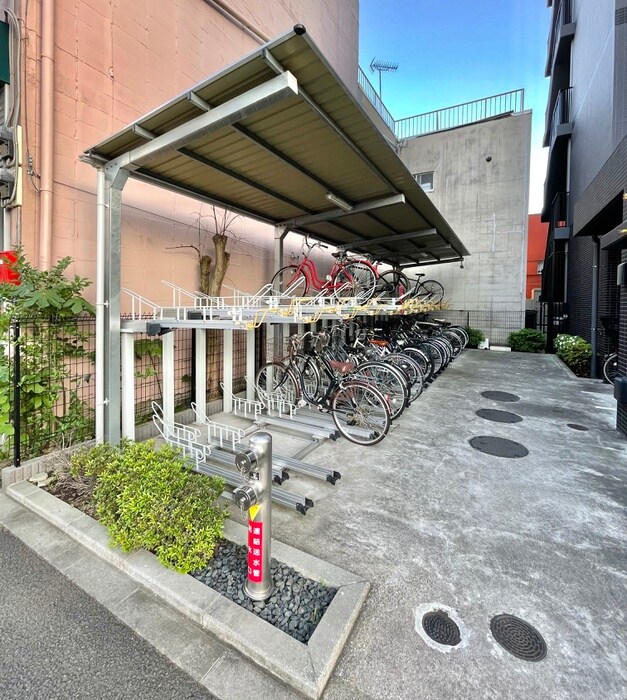 物件外観写真6　(駐輪場)