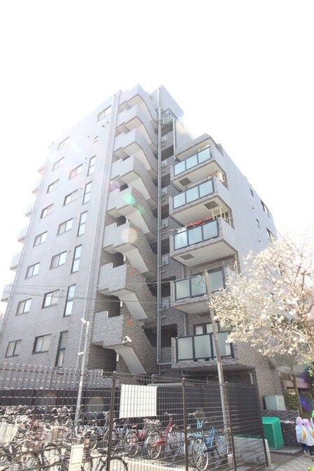 ブライト横濱根岸（３０１）外観写真