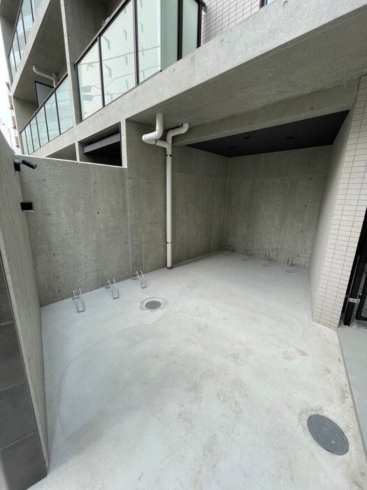 物件外観写真6　(駐輪場)