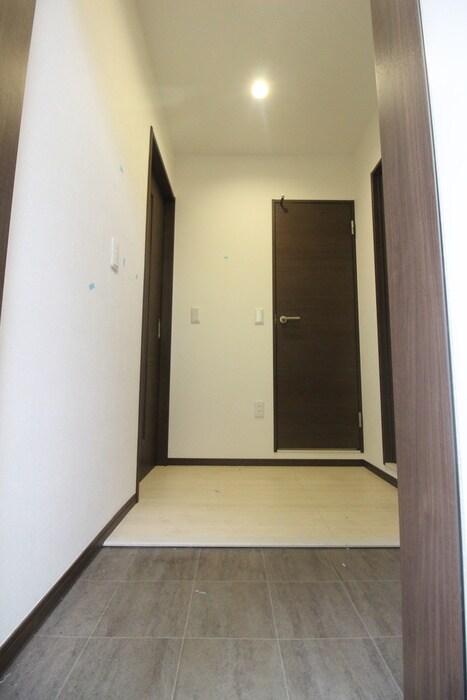物件内観写真21　(玄関)
